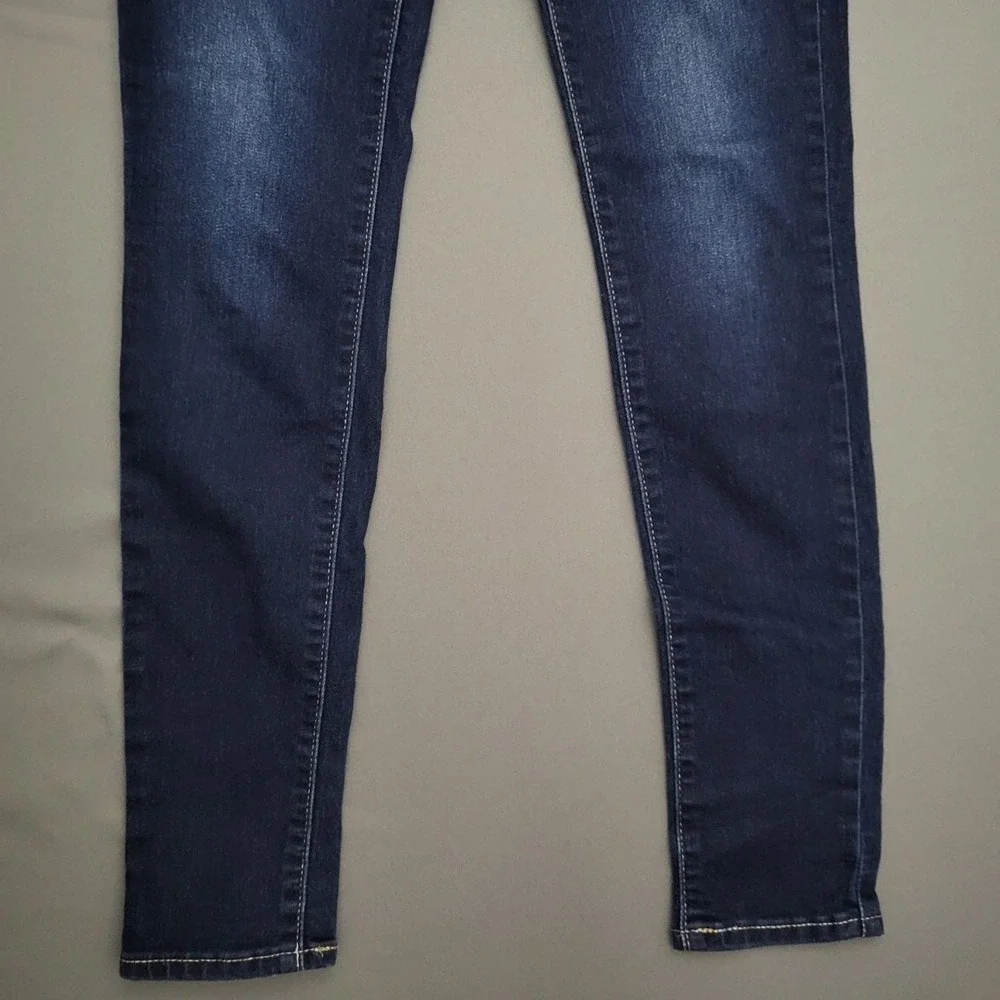 Levis 711 Skinny Jeans Womens 25 Dark Indigo Blue Wash Mid‎ Rise Stretch Denim